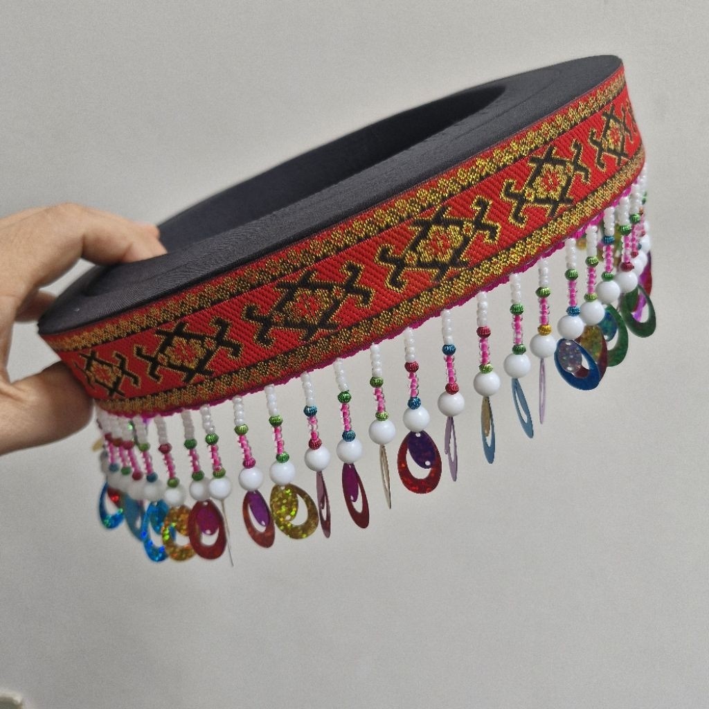 Mũ dân tộc Hmông bản 4cm, cốt bằng xốp nhẹ, dùng để biểu diễn văn nghệ, đạo cụ phụ kiện Nguyễn Nhật