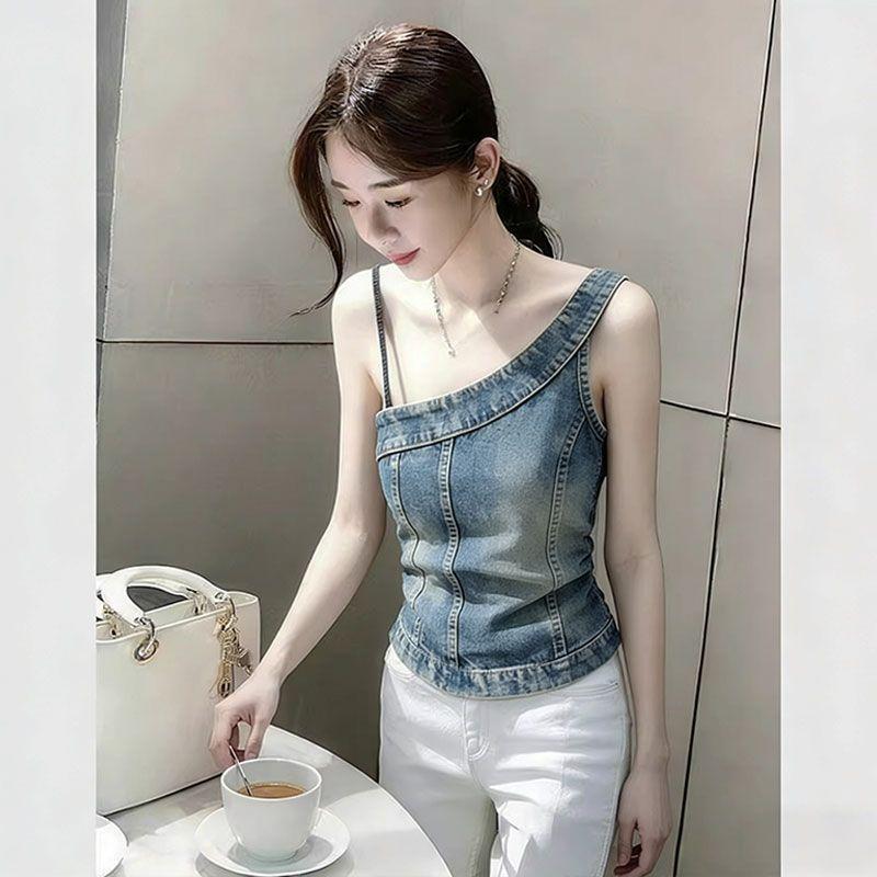[Giảm giá 50%] Phiên bản Hàn Quốc Thời Trang Sang Trọng Đeo Vai Denim Không Tay Áo Nữ Mùa Hè Phong Cách Mới Đơn Giản Đi Lại Áo Vest Bất Đối Xứng Hot Girl