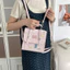 Túi Ba Lô Phong Cách Preppy Cô Gái Hàn Quốc Nữ 2026 Phong Cách Mới Thời Trang Phù Hợp Với Một Vai Messenger Cầm Tay Túi Vuông Nhỏ