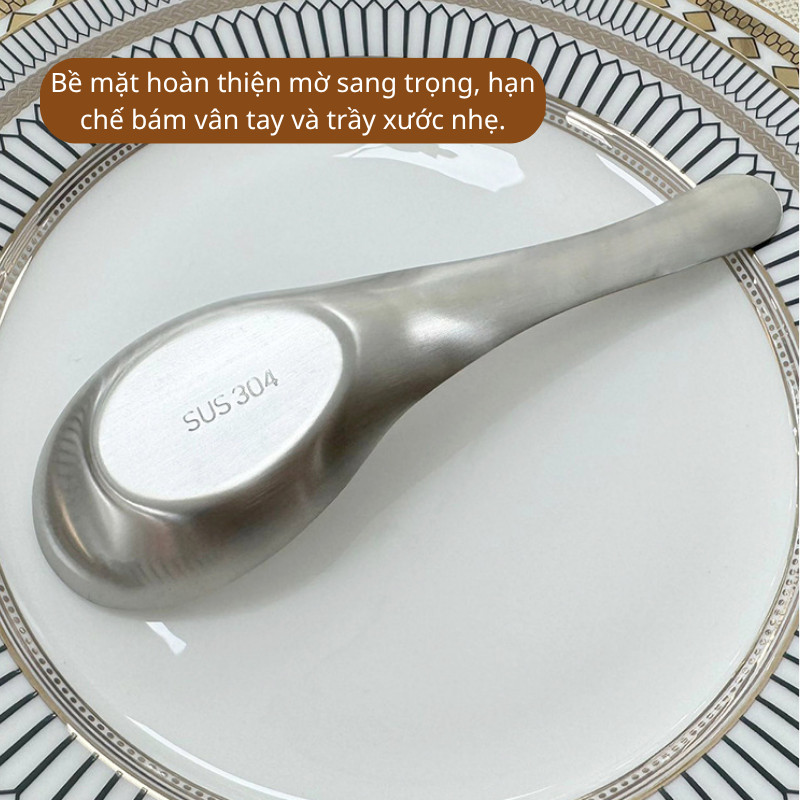 Thìa Inox 304 Lòng Sâu Hình Thuyền KOOBEE – Bề Mặt Mờ, Viền Mịn, Đế Phẳng Tự Đứng, Múc Cơm Canh Súp Tiện Lợi | 378