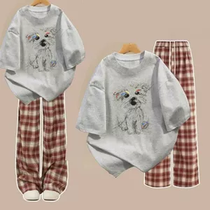 Sét Bộ quần dài kẻ caro đỏ + và áo phông unisex hình chó xù -chang3158