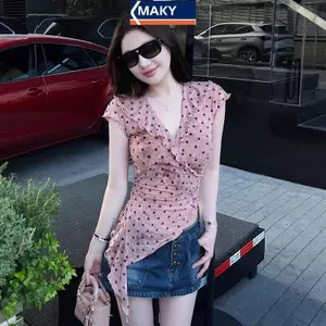 Áo thun ngắn tay nữ Maky họa tiết chấm bi cổ V, phù hợp mùa hè