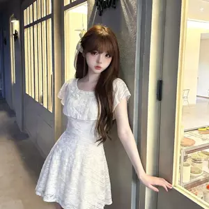 Đầm trắng ren phong cách Hàn Quốc, thiết kế eo cao, ưu đãi giảm giá