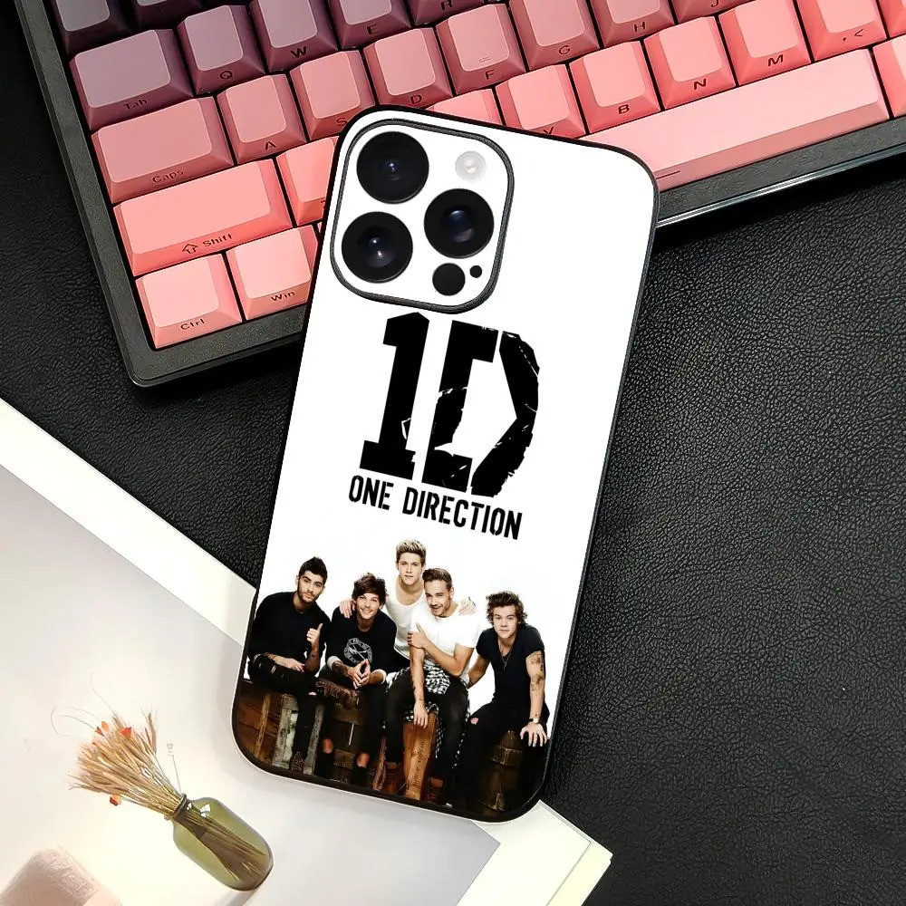 TP-1 Band O-One Direction Ốp Lưng Điện Thoại IPhone 17 16 15 14 13 12 11 Pro Max Plus Mini Đen Mờ Vỏ Mềm Funda