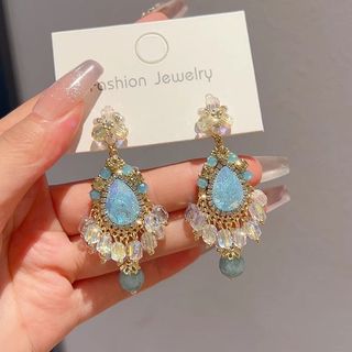 Bông tai tua rua đính cườm sang trọng nhẹ nhàng sang trọng sang trọng Bông tai dài mỏng hơn Bông tai thời trang Niche Nữ Phong cách mới Kỳ nghỉ [Giao hàng vào ngày 15 tháng 5]