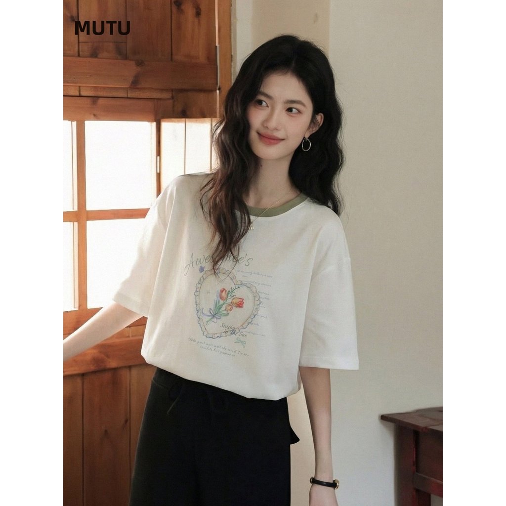 Mutu Phong Cách Hàn Quốc Tulip Tay Ngắn Cổ Tròn Nữ Mùa Xuân 2026 Phong Cách Mới Nhỏ Rời Vai Trước Trắng Top