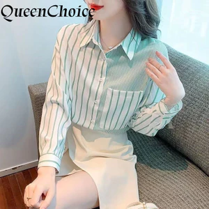 Áo sơ mi nữ sọc xanh cổ điển, phù hợp mặc công sở