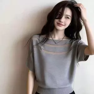 Mùa hè 2026 Thiết kế phong cách mới Gạc cổ tròn Khâu áo thun ngắn tay dành cho nữ Size lớn dáng rộng dáng ôm hơn