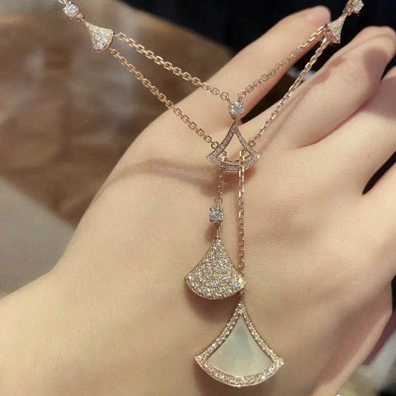 Thiết Kế Cá Nhân Đơn Giản Viền Váy Vòng Cổ Nữ Bữa Tối Hình Quạt Hồng Vàng Hai Lớp Full Kim Cương Xương Đòn Dây Chuyền 5.8