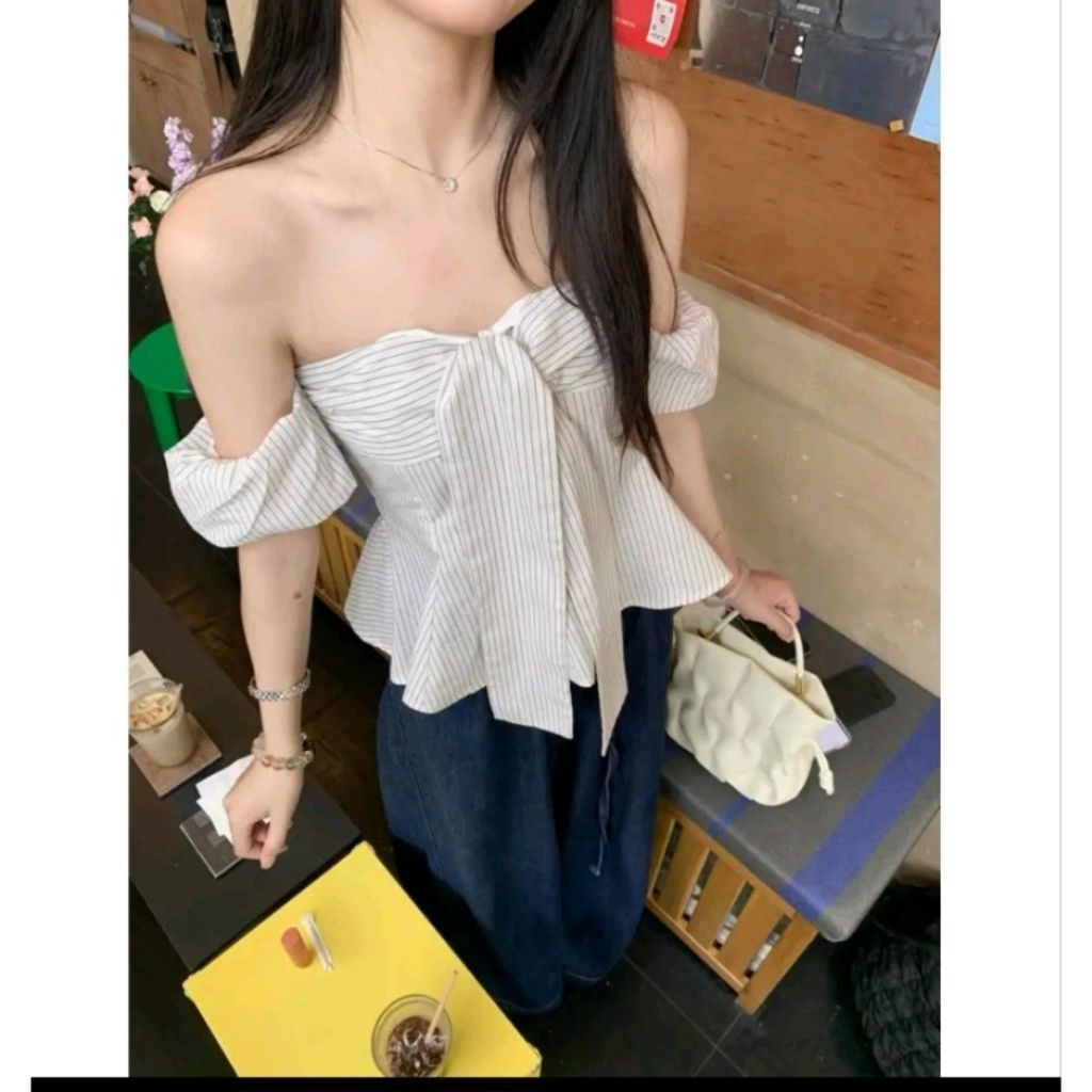 (tay áo ko có nút gài)Áo kẻ thắt dây ngực chít eo tay bo bí phồng. - SamHi Closet