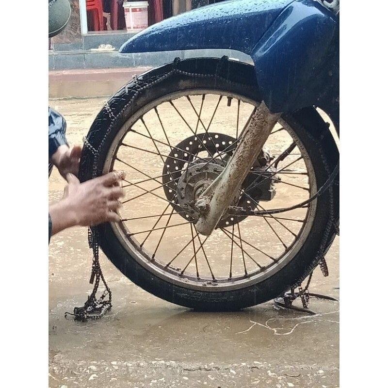 Xích bọc lốp xe máy chống trơn trượt hiệu quả đi trời mưa bão, đường đồi núi-Hàng xích cam
