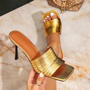 Giày Sandal Nữ Cao Gót Thời Trang Mũi Vuông Vàng Cao Gót DM1B