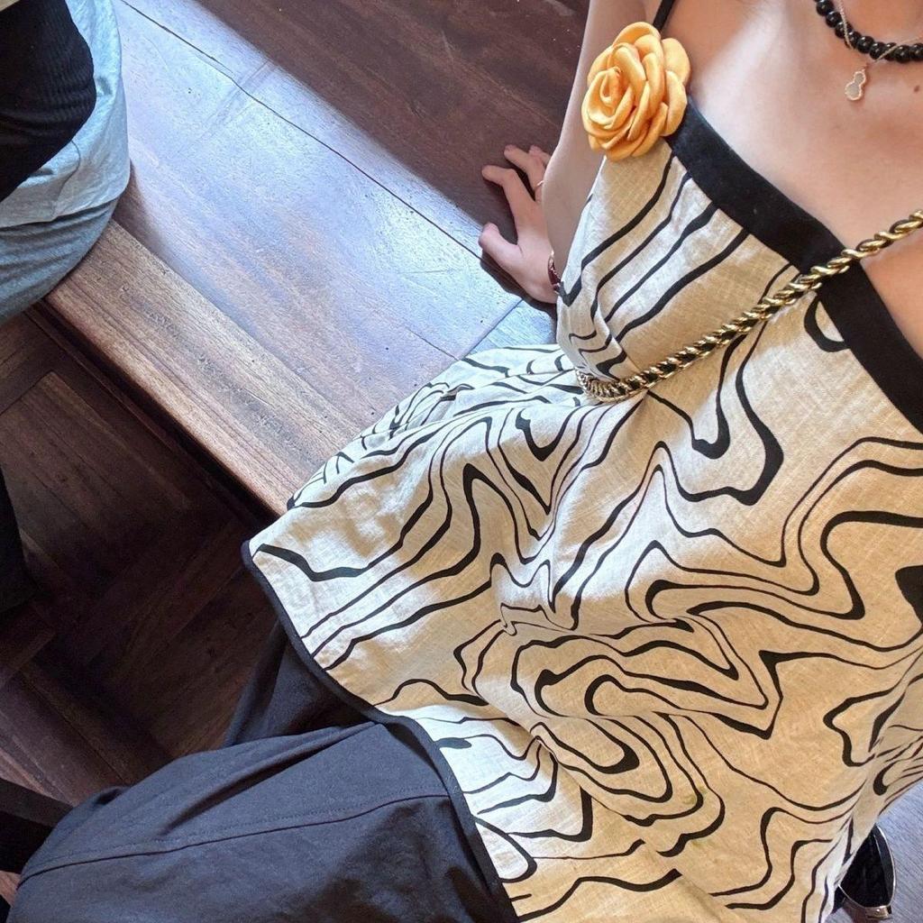 [Hàng mới về] Áo Vest không tay phong cách kỳ nghỉ Bohemian Slimer Look Bottoming Áo sơ mi yếm Top nữ