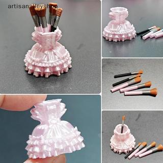 [ARTYY] 1 Bộ 1 / 12 Nhà Búp Bê Mô Phỏng Thu Nhỏ Váy Khiêu Vũ Mô Hình Bàn Chải Trang Điểm Cho Thế Giới Mini Đồ Trang Trí Và Trang Trí Quà Tặng BÁN HOT
