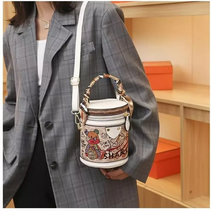 Túi đeo chéo Mini Bucket dành cho nữ, Túi đeo chéo hoạt hình, Ví graffiti dành cho nữ, Ví đựng xách tay tròn đeo vai tròn S, Túi xách tinh tế có dây buộc lụa (W – 5