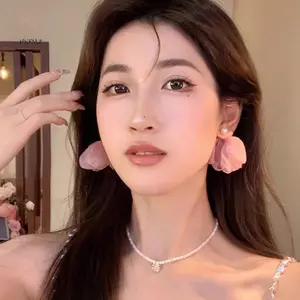 HNKMP 1 Đôi Bông Tai Hoa Ngọc Trai Mùa Hè Cho Nữ Cô Gái Retro Cánh Hoa Bông Tai Ánh Sáng Sang Trọng Thời Trang Tinh Tế Bông Tai Trang Sức Quà Tặng.