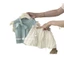 Bộ Đồ Trẻ Em 2026 Phong Cách Mới Thời Trang Trẻ Em Nơ Dệt Kim Áo Vest Top Bud Váy Hai Mảnh Phù Hợp Với