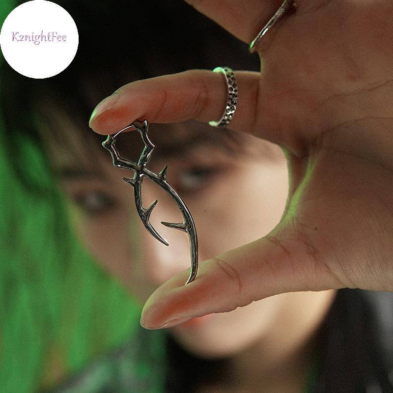 Khuyên taipunk gothic và hip hop không đều gai tòn ten thả bông, thoáng mát - Trang sức thời trang Y2K INS dành cho nữ