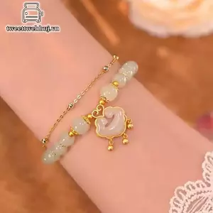 Vòng tay tweeduj nữ thời trang giả ngọc Hetian, đẹp sang trọng và phù hợp làm quà tặng