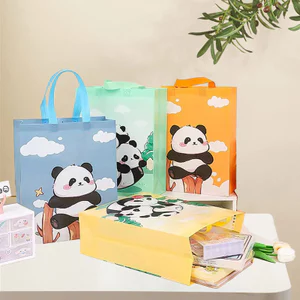Túi đựng quà chất liệu vải không dệt hình Panda xinh xắn MUNSTORE TVAIPAN088