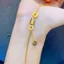 Vòng tay eo nhỏ nữ vàng cát, thiết kế cổ điển với ánh sáng sang trọng, phù hợp làm món quà trang sức cho bạn gái.