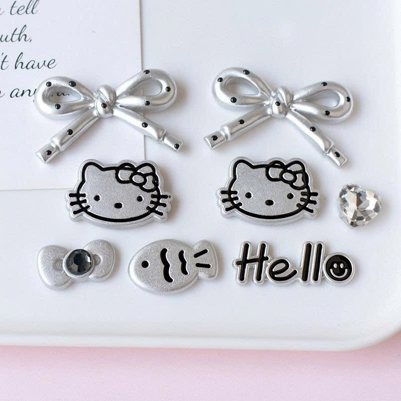 Set Charm Hello Kitty Bạc Nơ Xinh 🎀 Charm Hello Kitty tone bạc dễ thương, nơ nổi bật, style Hàn Quốc cute xinh gắn crocs