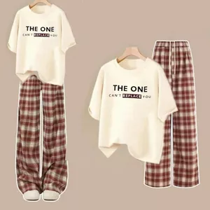 Bộ quần dài caro đỏ + và áo phông unisex chữ THE ONE freesize - thoitrangthubio.
