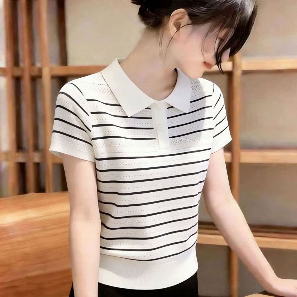 Mùa hè Phong cách mới hơi béo MM Phong cách nhẹ nhàng độc quyền Áo len dệt kim ngắn sọc lụa băng, Áo thun ngắn tay mỏng hơn, thoáng khí mát thoáng khí thoải mái, Thần thời trang