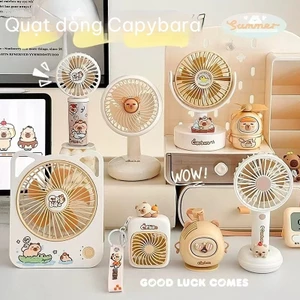 Quạt Mini Để Bàn Kapibara Dễ Thương – Dây + Cầm Tay + Móc Khóa 4 Trong 1, Nhanh Thoáng Mát, Tuổi Thọ Pin Dài