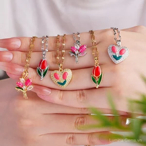 Vòng Cổ Nữ Ánh Sáng Sang Trọng ins Phong Cách Hoa Tulip Mặt Dây Chuyền Sang Trọng Tất Cả Trận Đấu Cao Cấp Phong Cách Mới Xương Đòn Inox