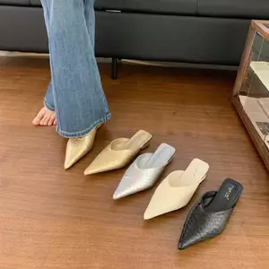 TT Phong Cách Hàn Quốc Dệt Nửa Ngón Nữ Mùa Hè 2026 Phong Cách Mới Đáy Phẳng Chống Trơn Trượt Mũi Nhọn Tính Khí Cát
