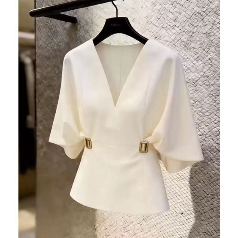 [Seckill trong thời gian có hạn] Áo sơ mi cổ chữ V màu trắng kiểu Pháp dành cho nữ đi lại Tay dơi phù hợp hàng đầu 2026 Áo sơ mi sang trọng nhẹ nhàng thời trang mùa xuân mùa hè