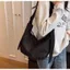 Túi Bánh Bao Nữ Phong Cách Mới Thể Thao Giải Trí Vải Oxford Túi Đeo Vai Phù Hợp Với Du Lịch Xuyên Cơ Thể Lớn Túi Lưỡi Liềm
