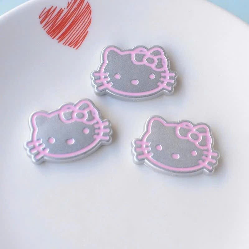 Set Charm Hello Kitty Bạc Nơ Xinh 🎀 Charm Hello Kitty tone bạc dễ thương, nơ nổi bật, style Hàn Quốc cute xinh gắn crocs