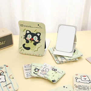 【Roshy】Gương trang điểm mini có thể gập lại thiết kế hoạt hình dễ thương. cầm tay phản chiếu HD để bàn
