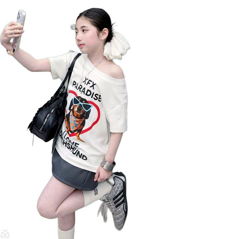 Bé Gái Retro Tình Yêu In Hình Mùa Hè 2026 Phong Cách Mới Trẻ Em Rời Thời Trang Top