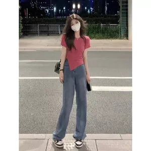 <![CDATA[Áo thun nữ màu hồng pastel dáng ôm, phù hợp mùa hè]]>