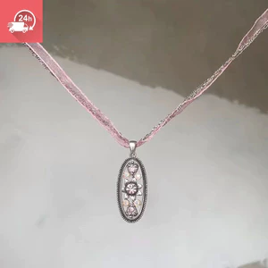 Mặt dây chuyền hoa hình học phong cách cổ điển khắc rỗng, vòng cổ nữ cá tính và đa năng
