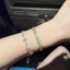 Vòng tay Zircon cỏ bốn lá Nữ Niche nhẹ sang trọng Vòng tay kim cương đầy đủ cao cấp Đồ dùng nhà bếp Vòng tay sang trọng 26.4.28