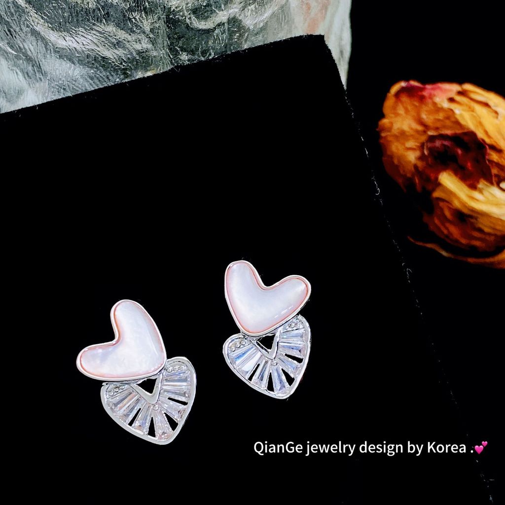 Bông tai mẹ zircon màu hồng hình trái tim, thời trang và sang trọng