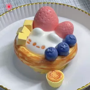 MJnmc Đỏ Dâu Trứng Tart Dâu Kem Thanh Squishy Đồ Chơi Giảm Căng Thẳng Đồ Chơi Cảm Giác Cho Trẻ Em Người Lớn Lo Âu Thư Giãn Mới