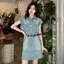 Váy Denim màu xanh nhạt phong cách cổ điển phong cách Hồng Kông