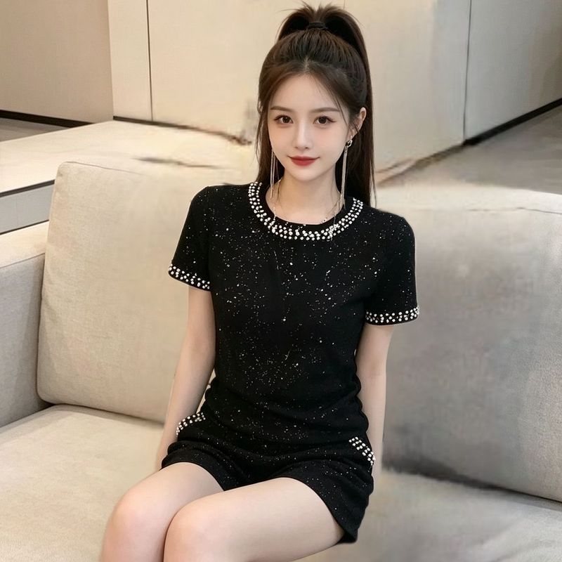 2026 Hạt Kích Thước Lớn Thời Trang Cao Cấp Kim Sa Lấp Lánh Hai Mảnh Bộ Mùa Hè Bao Bụng Phong Cách Phương Tây Mẹ Ôm Hơn Nhìn Tính Khí