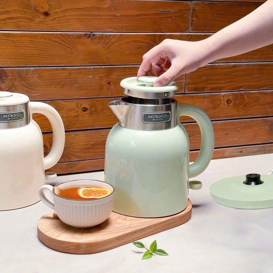 Ấm siêu tốc 2 lớp Cool touch Kaiyo 1.5L ,Nhựa PP cách nhiệt an toàn khi sử dụng. Hàng chính hãng