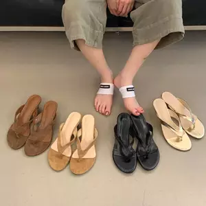TT 2026 Phong Cách Mới Đầu Tròn Flip-Flops Nữ Thời Trang Mùa Hè Giày Sandal Nêm Dép