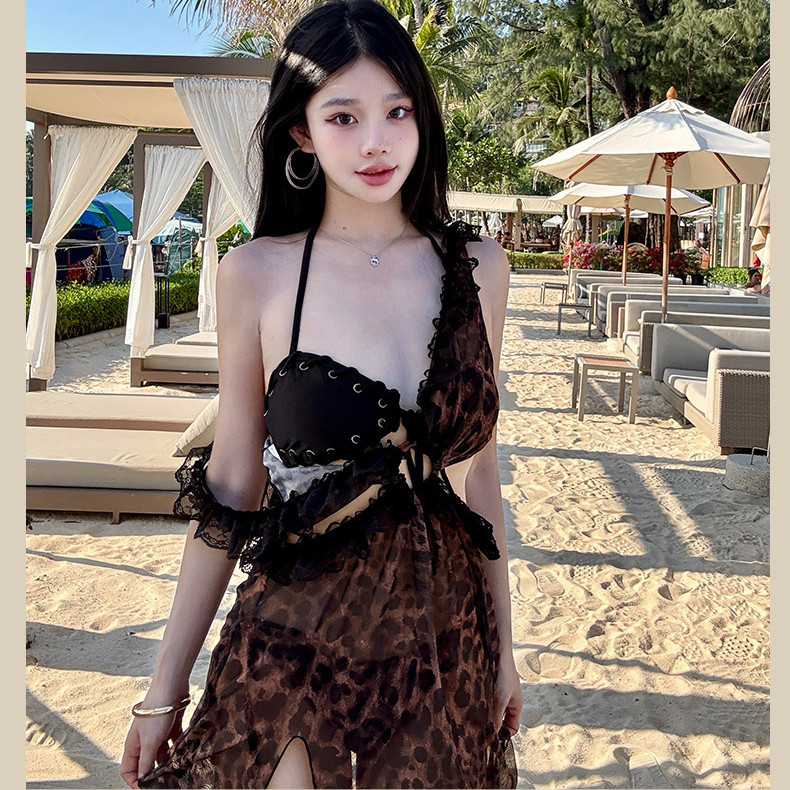 2026 Phong Cách Mới Ngày Lễ Phong Cách Rỗng Treo Đầm Nữ Mùa Hè Đi Biển Bikini Đồ Bơi Nữ