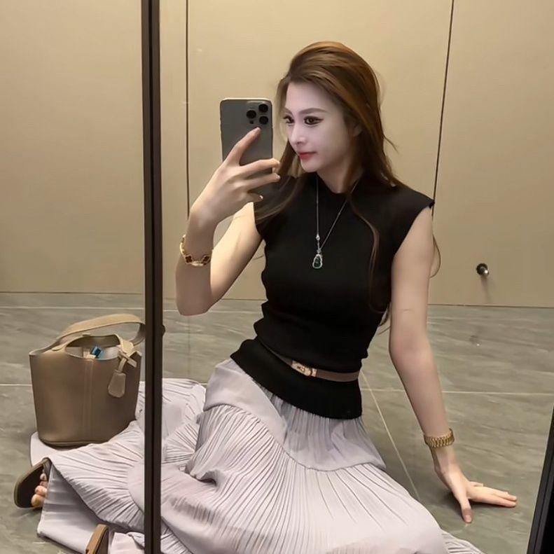 [Mặc nhỏ dễ thương] Tính khí mỏng hơn trông eo cao xếp ly xã hội Bộ đồ nữ cổ tròn dệt kim Top Váy thời trang phù hợp cho nữ