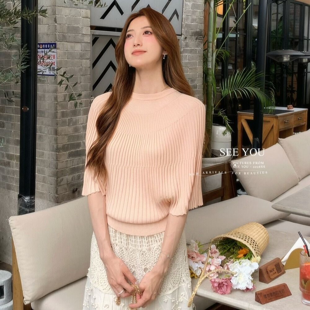 Áo sơ mi mỏng ôm body phong cách mới cho mùa hè, sang trọng và thời thượng