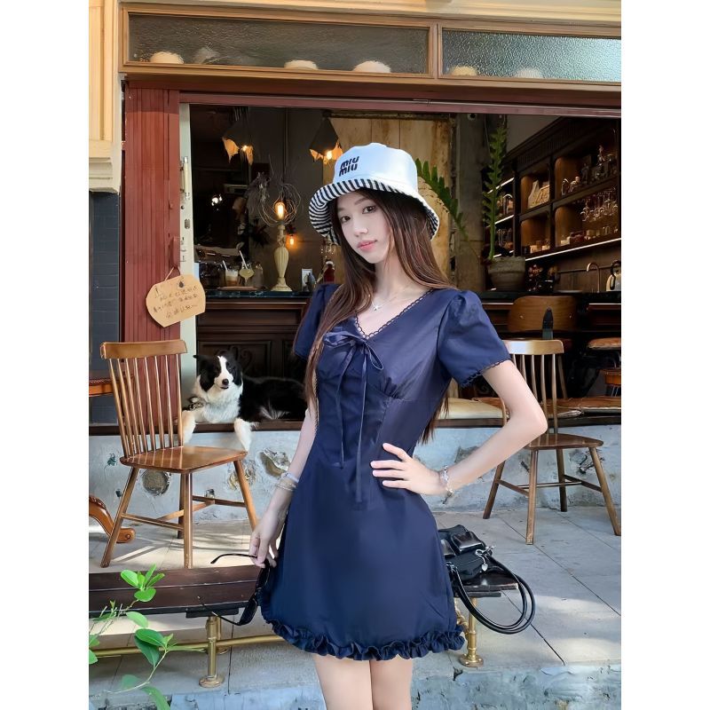 [Hàng mới về] Thắt nơ cổ chữ V phong cách Hàn Quốc Tay ngắn gọn dáng ôm hơn có ren trượt tuyết