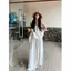 Phiên bản Hàn Quốc Niche Thiết kế đơn giản Áo yếm trắng mùa hè Quần ống rộng dáng rộng phong cách mát mẻ Bộ đồ đẹp